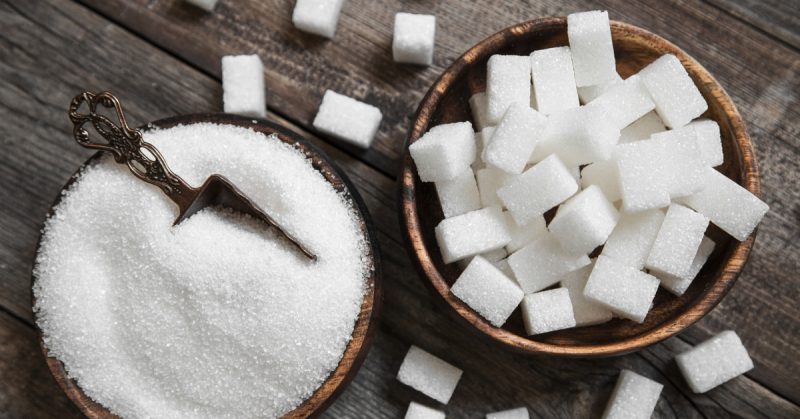 Dlaczego warto ograniczać cukier w diecie dziecka?