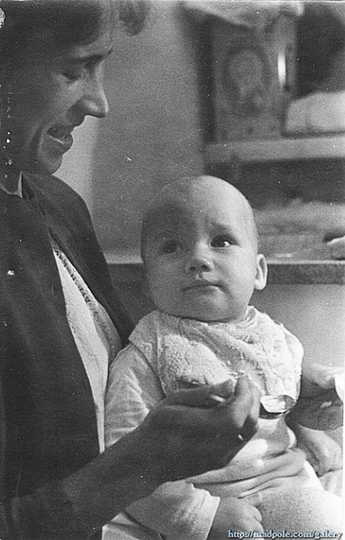 karmienie-niemowlat-w-PRL