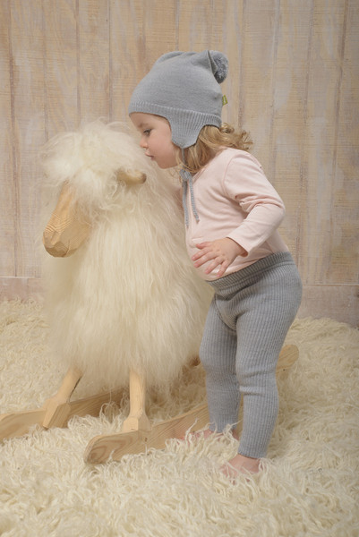 Czapka wiązana wełna merynosów